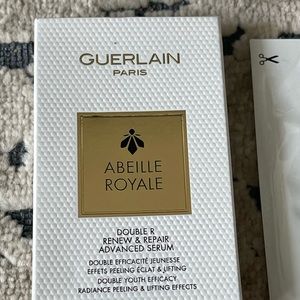 Gurlain Abeille Royale Double R Renew and Repair serum samples